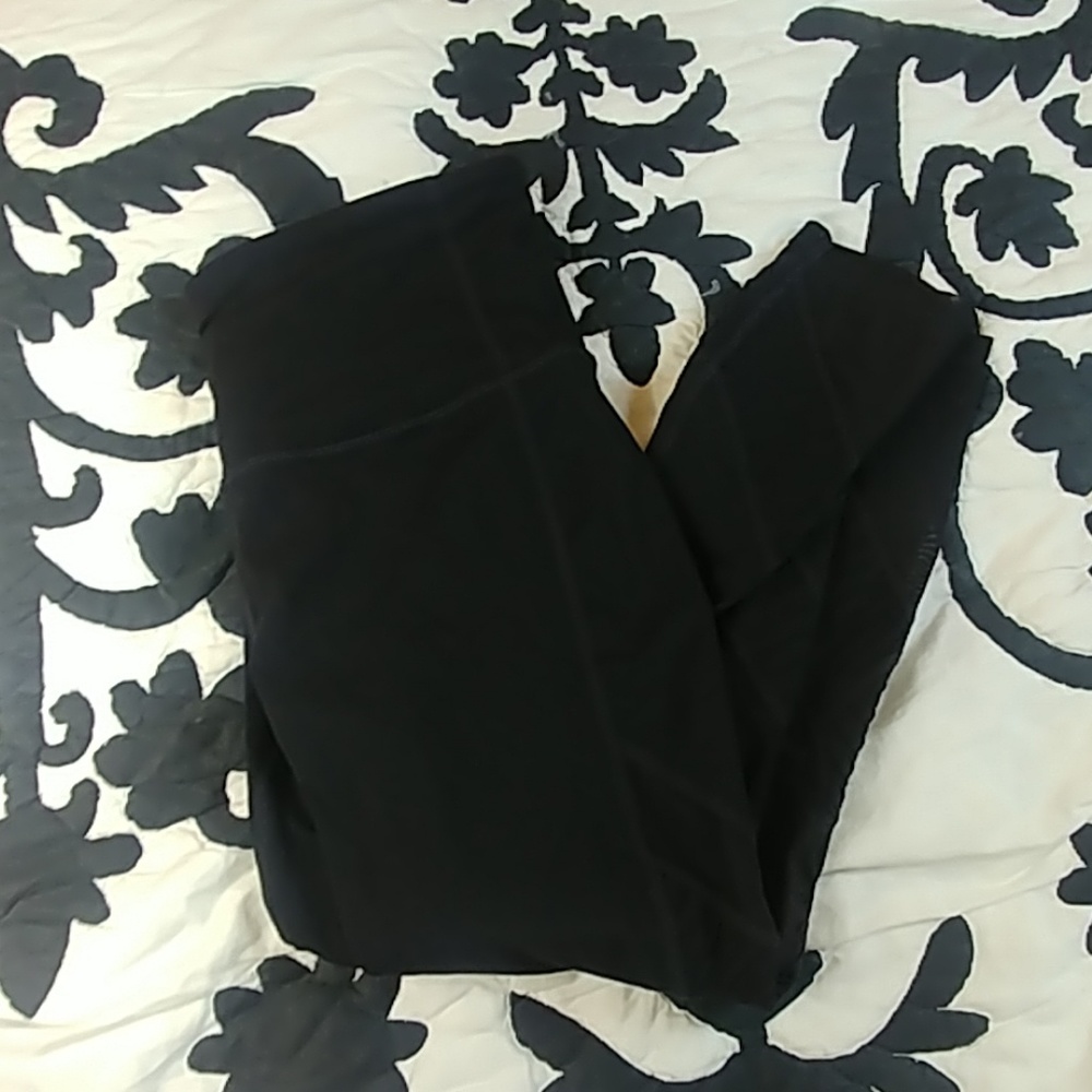 Athleta Capris Leggings